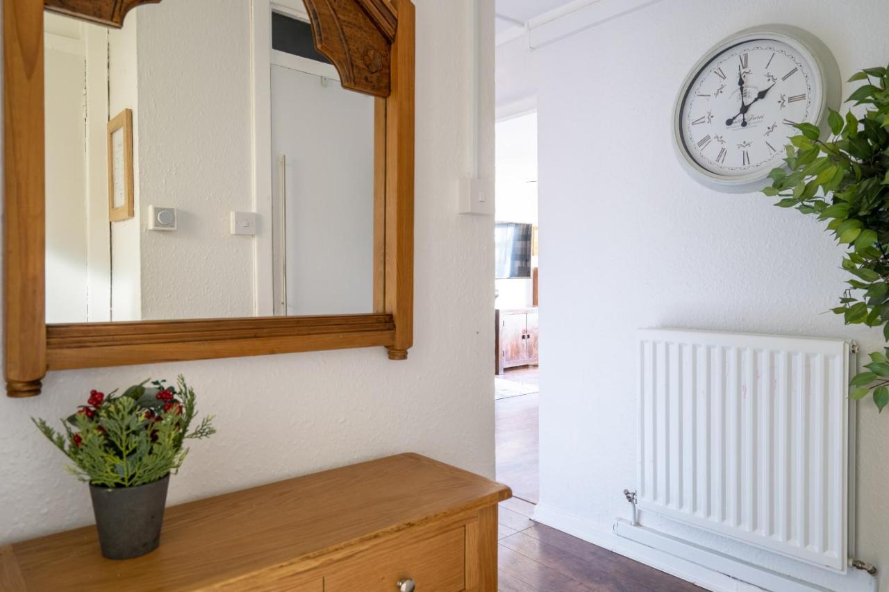 Lovely 1-Bedroom Property With Balcony In West End Glasgow Esterno foto