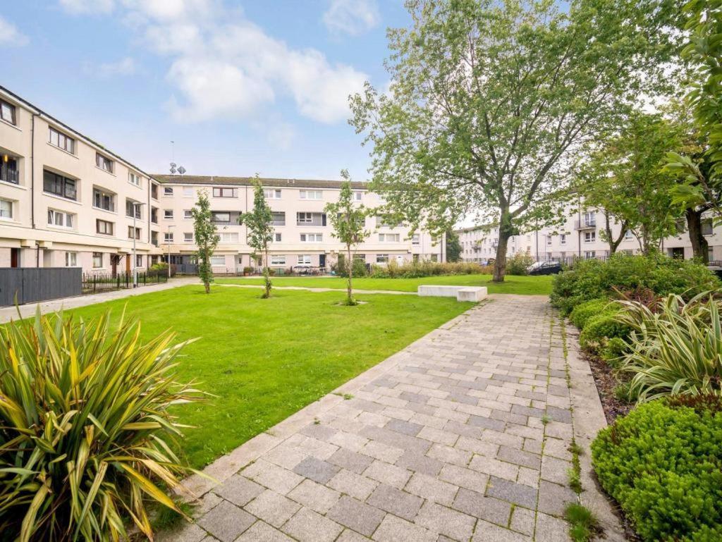 Lovely 1-Bedroom Property With Balcony In West End Glasgow Esterno foto